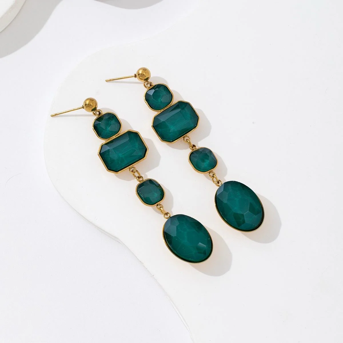 Boucles Pendantes Colorées – Image 3