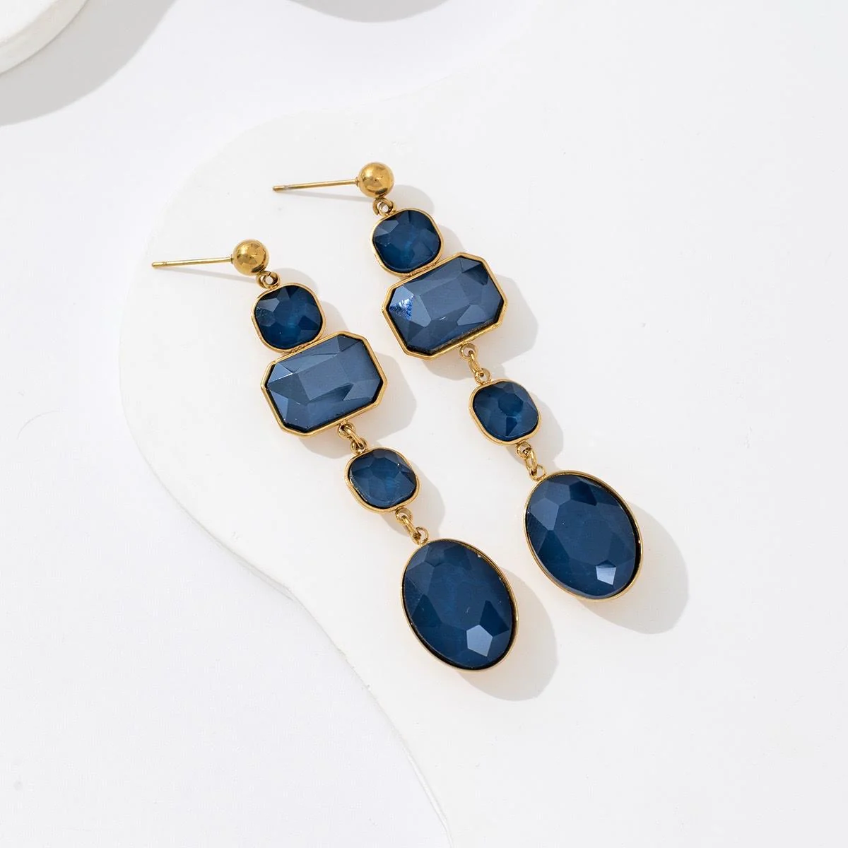 Boucles Pendantes Colorées – Image 4